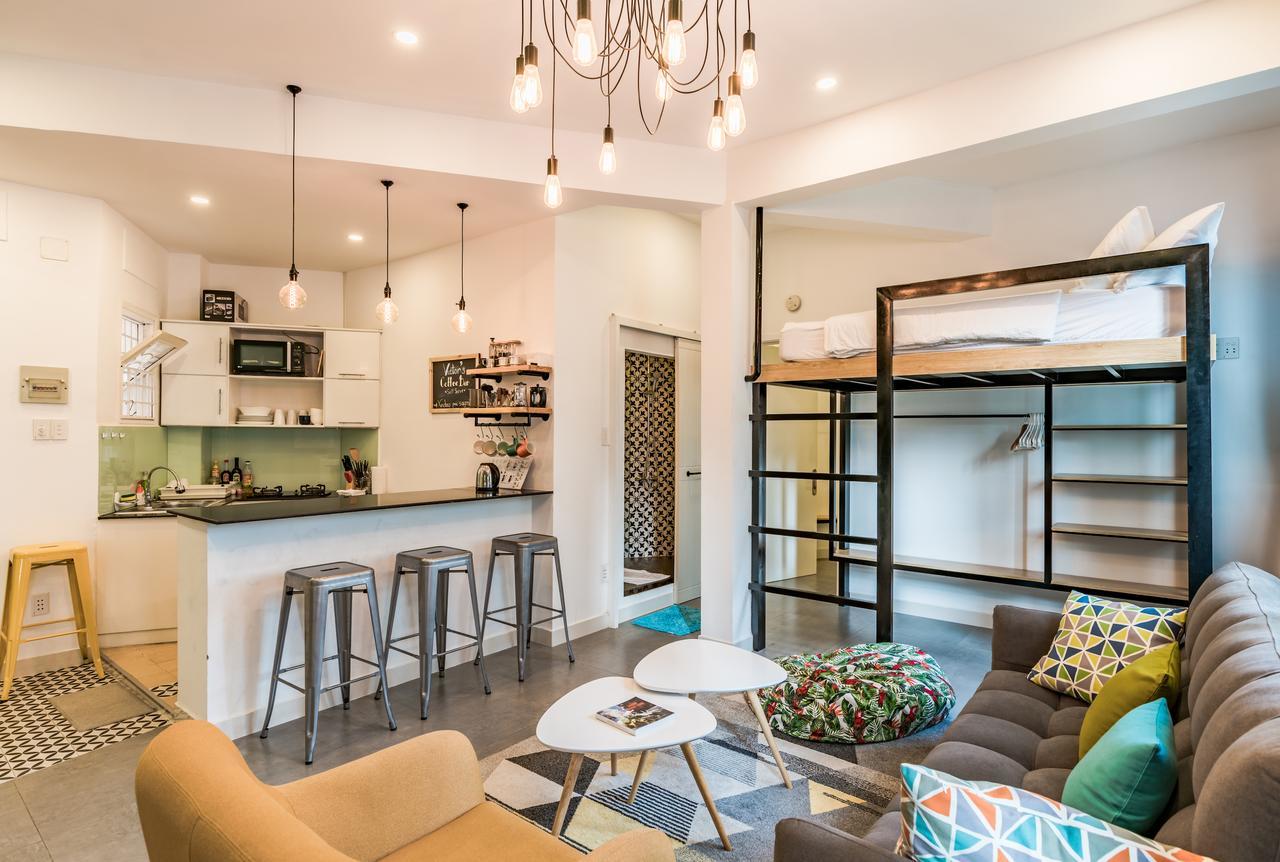 Căn hộ Retro Flat Near Nguyen Hue By Circadian